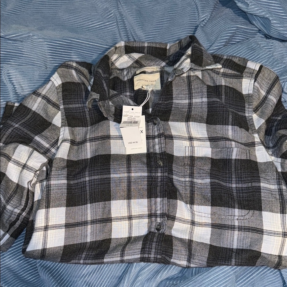 NWT American Eagle women’s plaid boyfriend fit Ahhmazingly Soft flannel